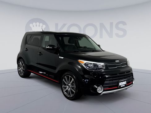 Used 2018 Kia Soul ! FWD image 10