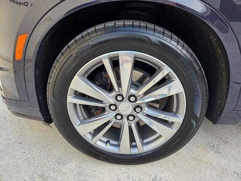 Used 2024 Cadillac XT6 Premium Luxury w/ Technology Package FWD image 19