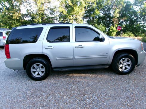 Used 2011 GMC Yukon SLT AWD/4WD image 9