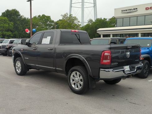 Used 2022 RAM 2500 Laramie AWD/4WD image 5