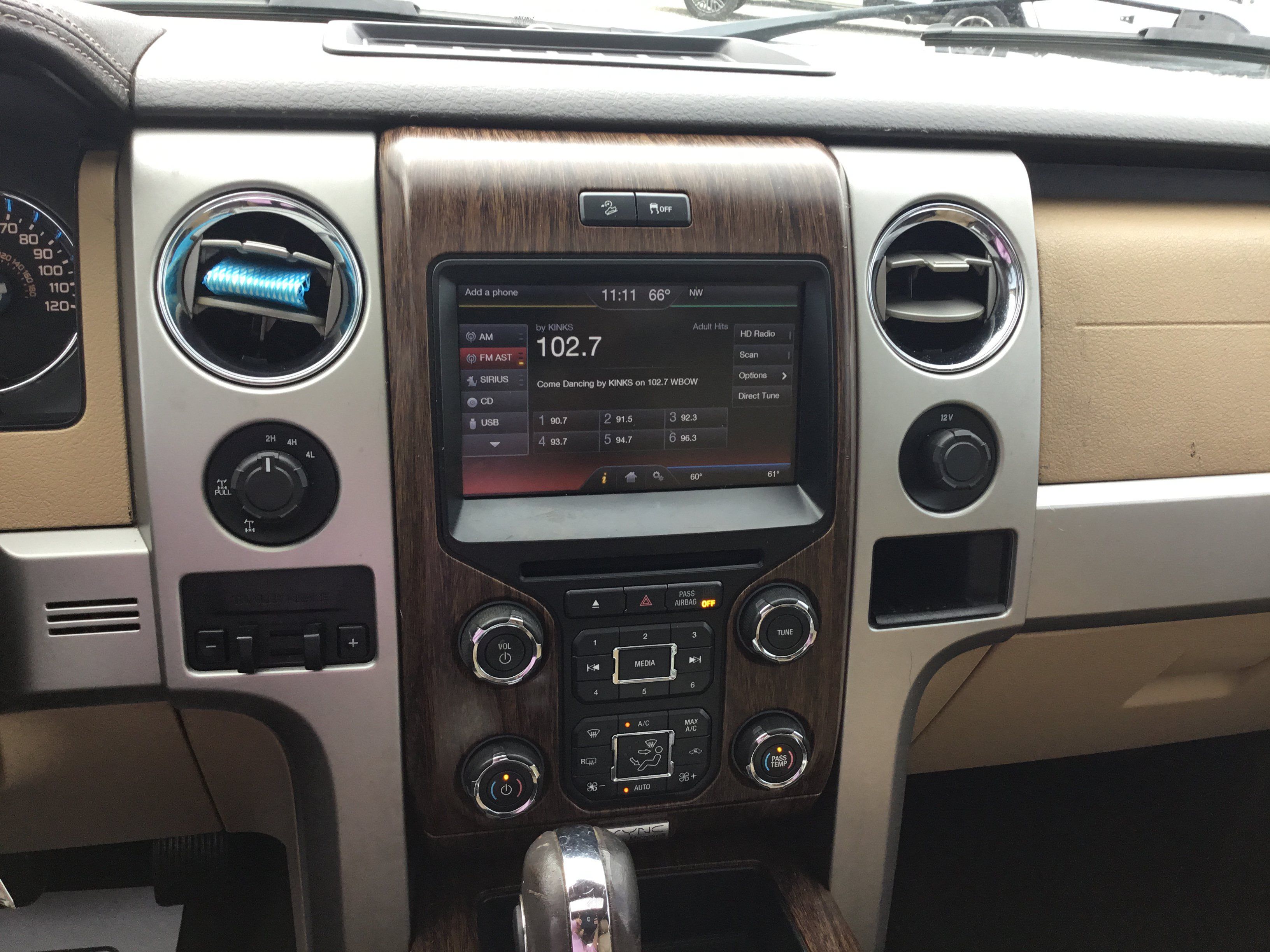 Used 2013 Ford F150 Lariat w/ Mid Equipment Group AWD/4WD image 17