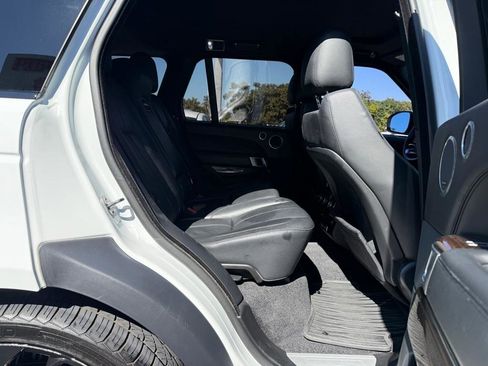 Used 2016 Land Rover Range Rover image 33