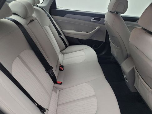 Used 2016 Hyundai Sonata SE image 19
