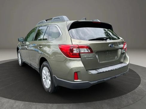 Used 2016 Subaru Outback 2.5i Premium AWD/4WD image 7