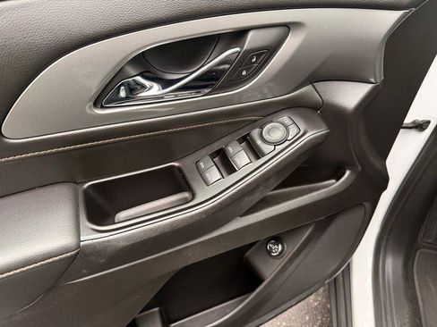 Certified 2019 Chevrolet Traverse LT image 28
