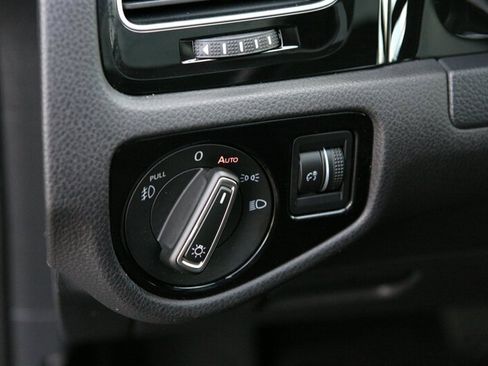 Used 2015 Volkswagen Golf SEL FWD image 11