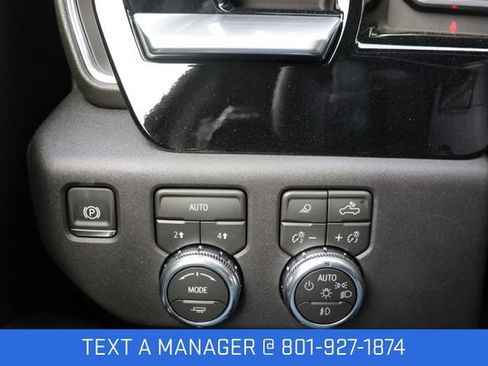 New 2026 GMC Sierra 1500 SLT image 23