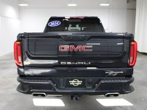Used 2024 GMC Sierra 1500 Denali AWD/4WD image 8