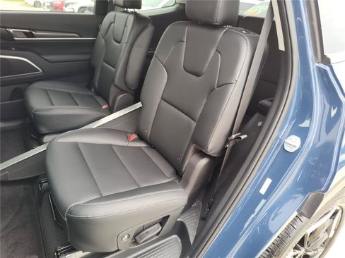 Used 2024 Kia Telluride S w/ S Sunroof Package FWD image 25
