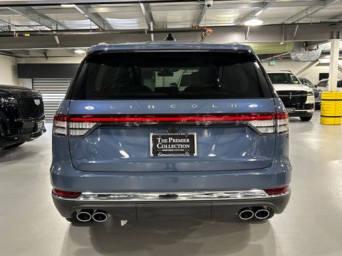 Used 2026 Lincoln Aviator Reserve w/ Illumination Package AWD/4WD image 3