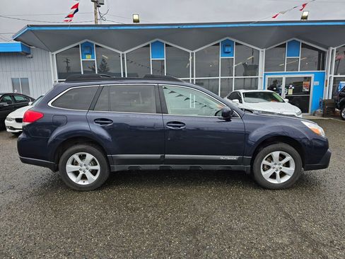 Used 2013 Subaru Outback 2.5i Premium w/ All-Weather Pkg image 8