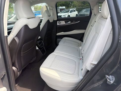 Certified 2023 Lincoln Nautilus Black Label AWD/4WD image 13