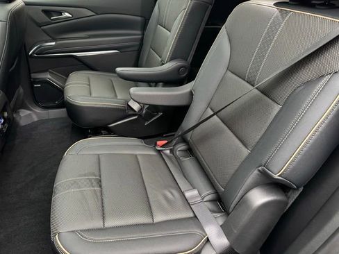 Used 2025 Chevrolet Traverse High Country w/ LPO, Floor Liner Package image 7