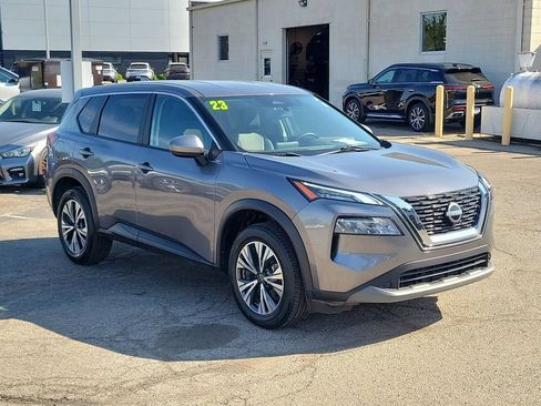 Used 2023 Nissan Rogue SV FWD image 7