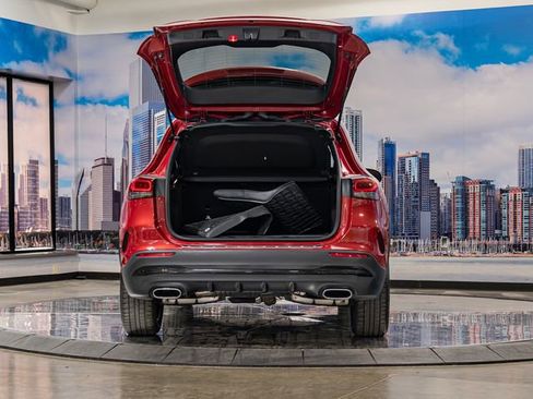 Certified 2022 Mercedes-Benz GLA 250 4MATIC image 12