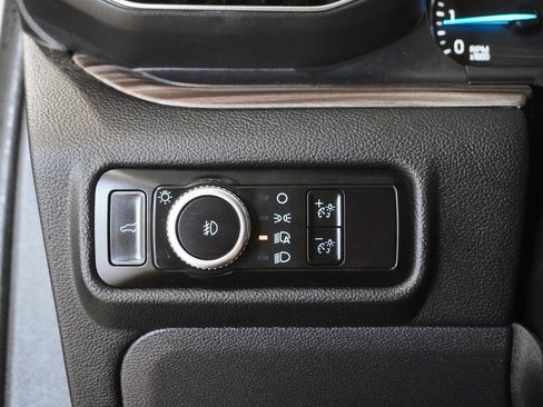 Used 2023 Ford Explorer Limited w/ Equipment Group 301A image 21