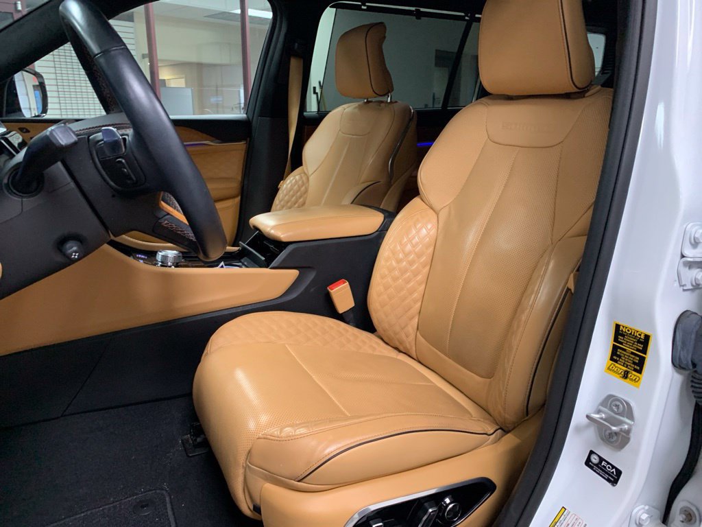 Used 2023 Jeep Grand Cherokee L Summit AWD/4WD image 8