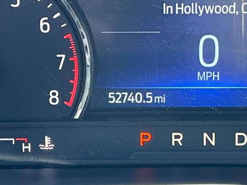 Used 2022 Ford Explorer XLT w/ Class IV Trailer Tow Package image 25