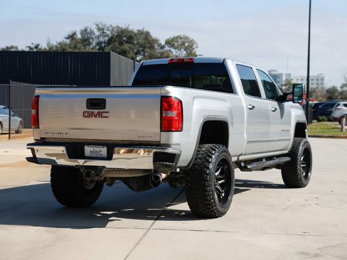 Used 2018 GMC Sierra 2500 Denali w/ Duramax Plus Package image 41