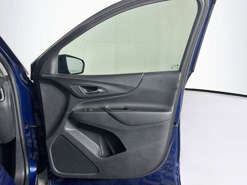 Used 2023 Chevrolet Equinox LT FWD image 34