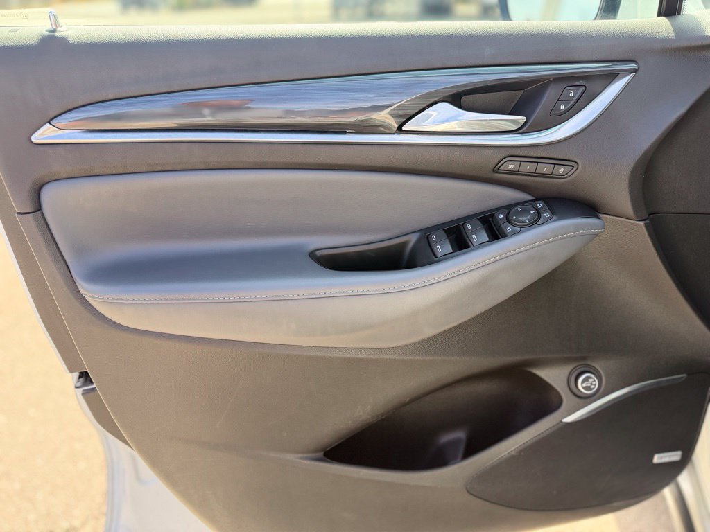 Used 2024 Buick Enclave Premium FWD image 11