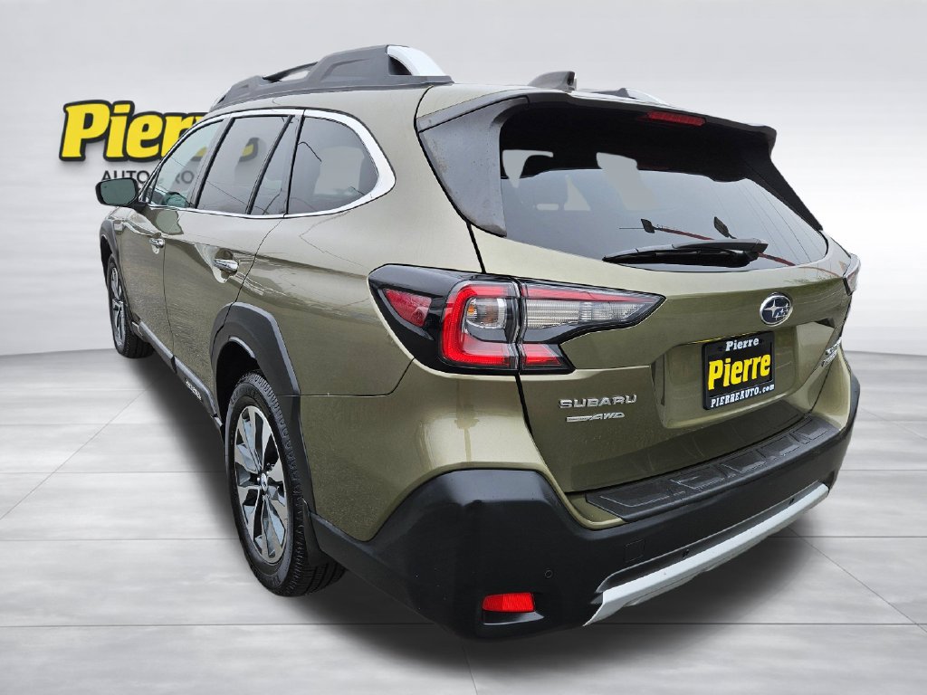 Used 2023 Subaru Outback Touring XT AWD/4WD image 3