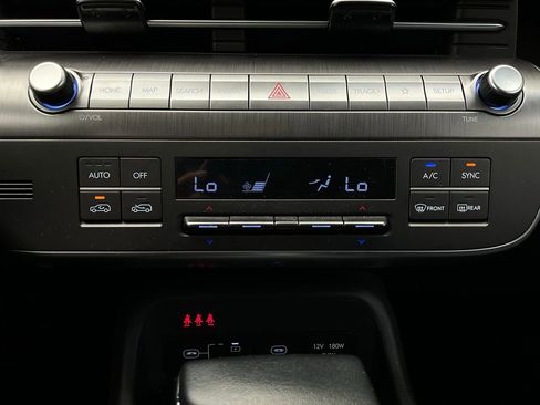 Used 2025 Hyundai Kona SEL image 27