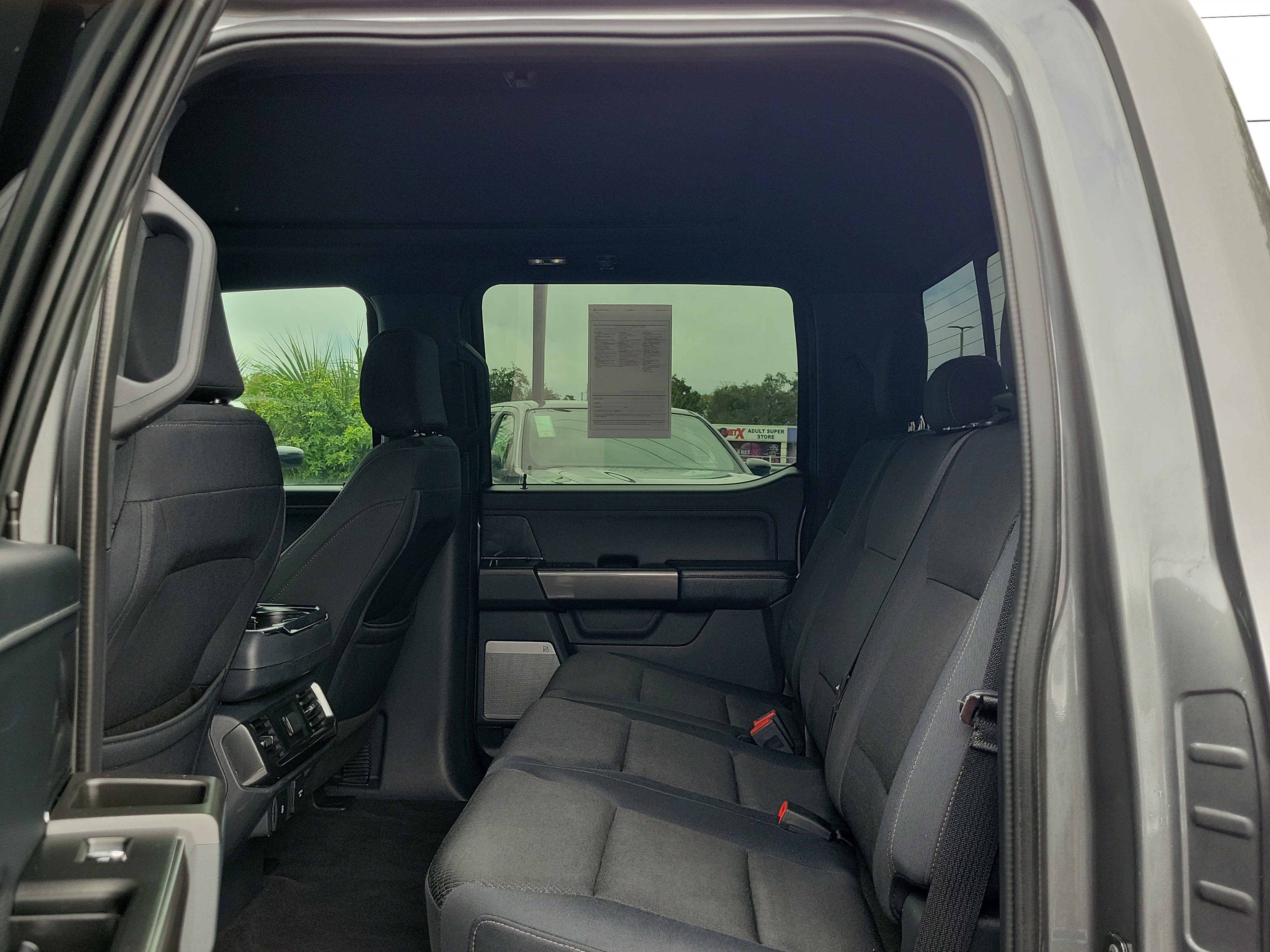 Used 2023 Ford F150 XLT w/ Equipment Group 302A High RWD image 10
