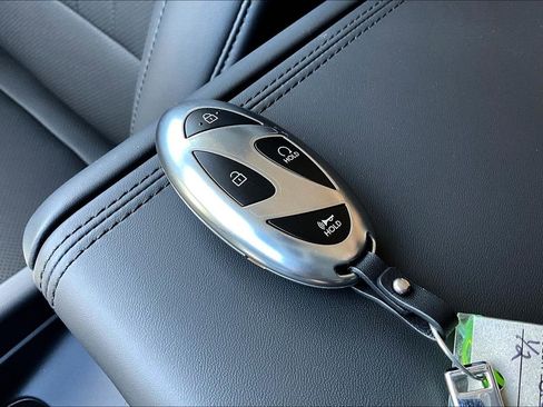 Used 2026 Hyundai Santa Fe SEL FWD image 30