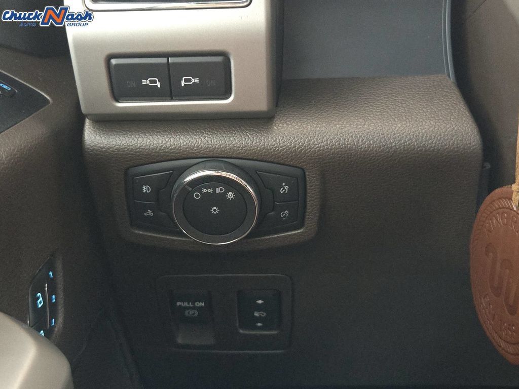 Used 2018 Ford F150 King Ranch w/ Equipment Group 601A Luxury AWD/4WD image 24