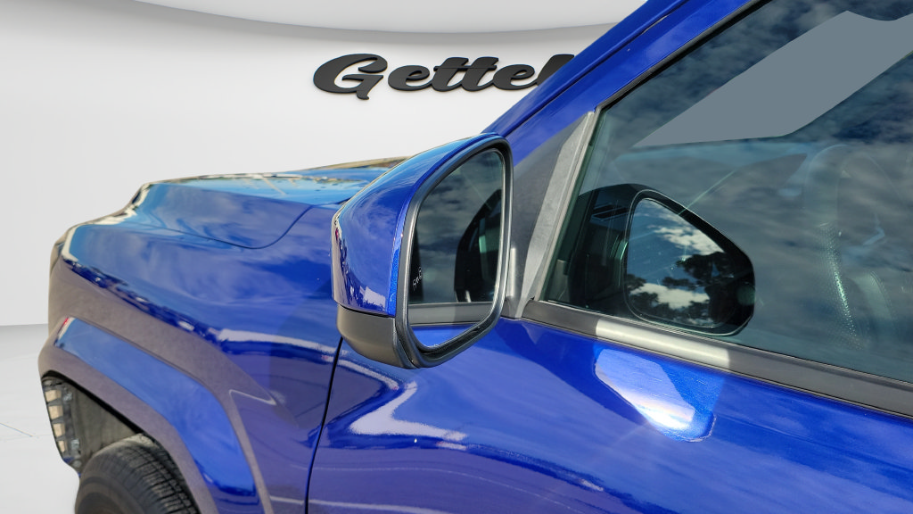 Certified 2025 Toyota Tacoma SR5 AWD/4WD image 27
