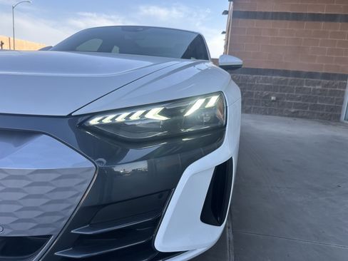 Used 2022 Audi e-tron GT Premium Plus AWD/4WD image 12