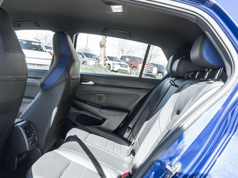 Used 2024 Volkswagen Golf R 4-Door image 28