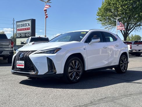 Used 2022 Lexus UX 250h F Sport w/ F Sport Premium Package AWD/4WD image 4