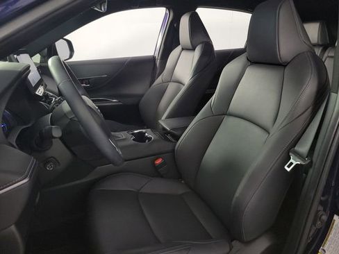 Used 2023 Toyota Venza XLE AWD/4WD image 14