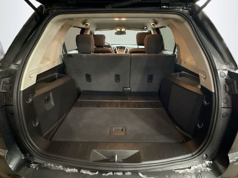 Used 2017 GMC Terrain SLE image 23