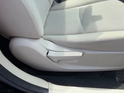 Used 2014 Subaru Crosstrek 2.0i Premium AWD/4WD image 28
