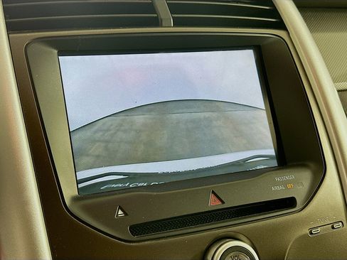 Used 2012 Ford Edge SEL image 23