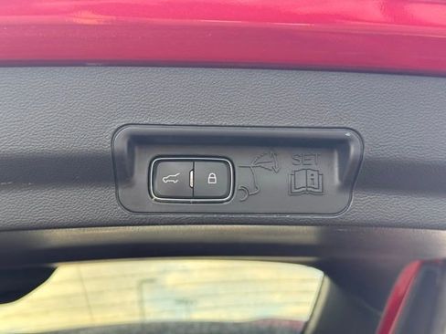 Used 2020 Ford Explorer Limited w/ Class III Trailer Tow Package image 34