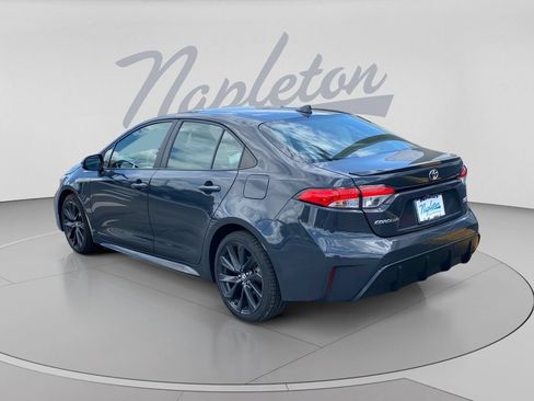 Used 2024 Toyota Corolla SE FWD image 6