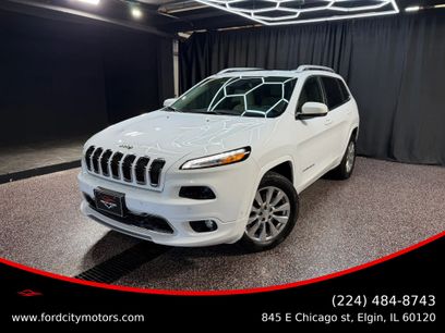 Used 2017 Jeep Cherokee Overland w/ Technology Group