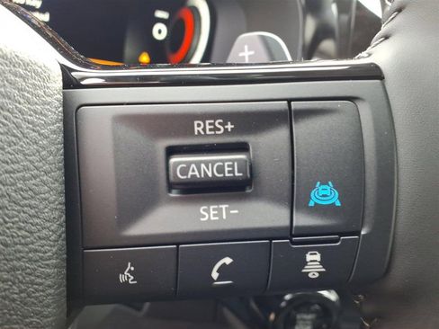 New 2026 Nissan Pathfinder SL image 21