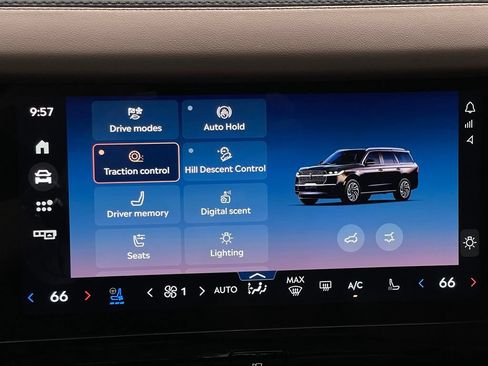 Used 2025 Lincoln Navigator L Reserve AWD/4WD image 35