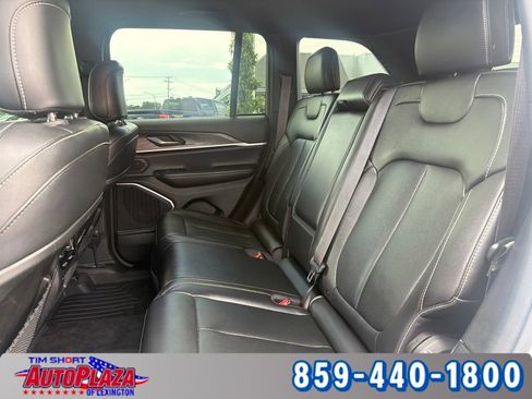 Used 2024 Jeep Grand Cherokee Limited 4xe AWD/4WD image 16