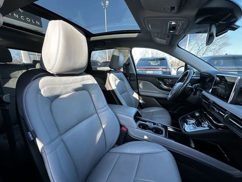 Certified 2022 Lincoln Corsair AWD w/ Premium Package image 35