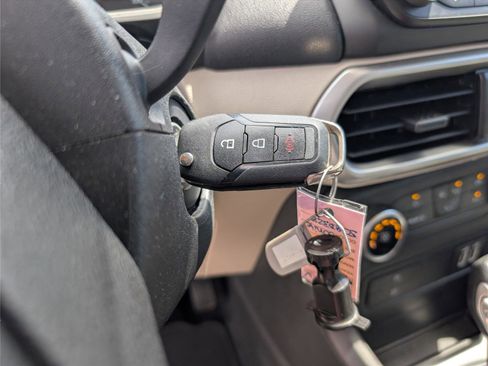 Used 2018 Ford EcoSport S image 21