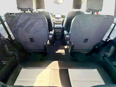 Certified 2023 Ford Explorer XLT w/ Equipment Group 202A image 28