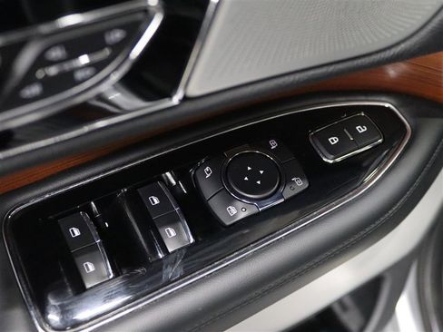 Used 2020 Lincoln Navigator L Reserve w/ Luxury Package image 39