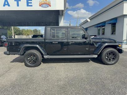 Used 2023 Jeep Gladiator Sport