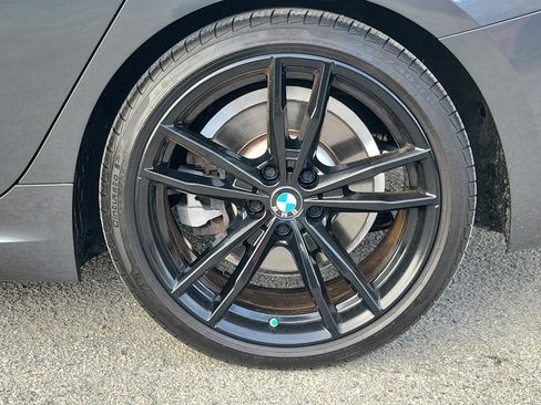 Used 2020 BMW 330i Sedan w/ M Sport Package RWD image 9